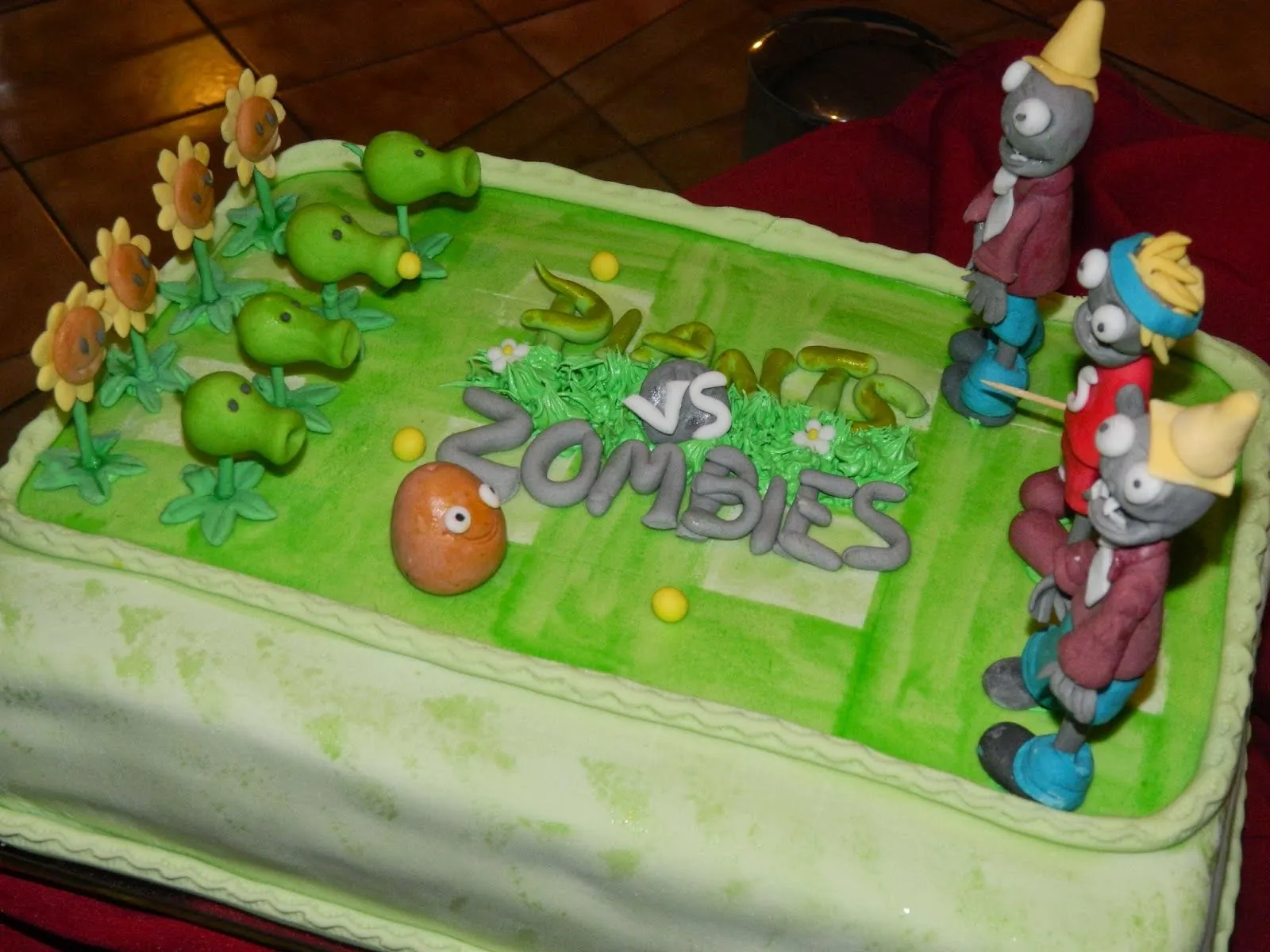 Tortas de plants vs zombies - Imagui