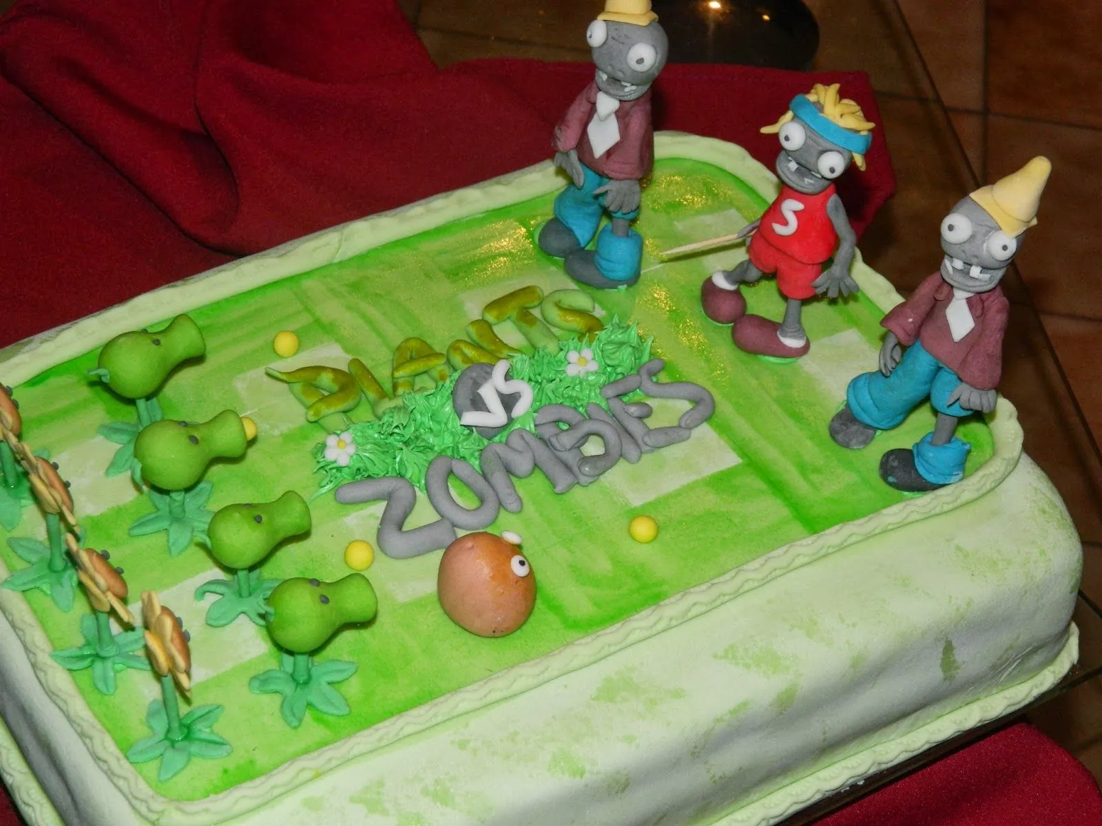 Tortas de plants vs zombies - Imagui