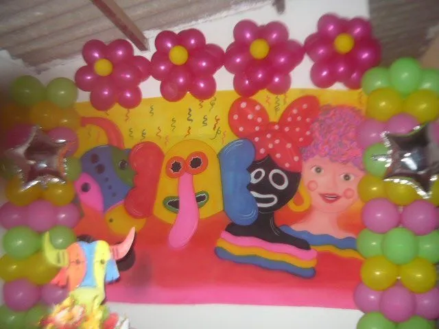 PLASTIVARIEDADES DEL VALLE S.A.S: decoración carnaval