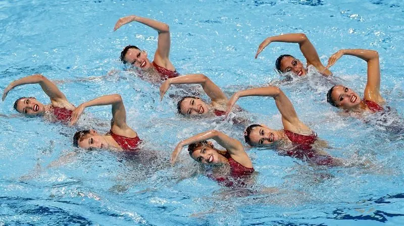 Plata para el equipo español de natación sincronizada en los ...