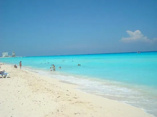 La playa hermosa!!!: fotografía de Gran Caribe Real Resort & Spa ...