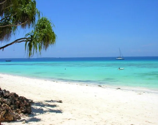 La playa de Nungwi, en Tanzania, una de las mejores del mundo