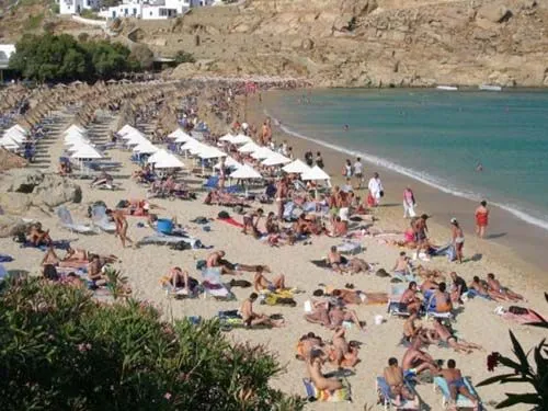 Las playas Paradise y Psarou, otras opciones en Mykonos