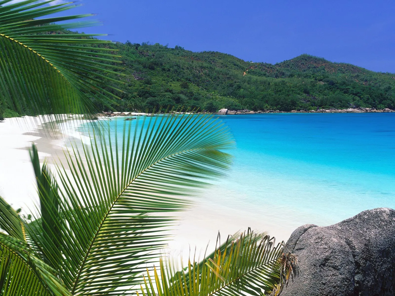 Playas paradisiacas XVI (10 postales del mar azul)