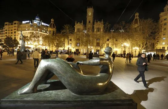 La plaza de Henry Moore | Comunidad Valenciana | EL PAÍS