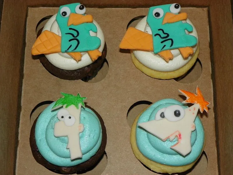 Plumeria Cake Studio: Phineas, Ferb, and Perry the Platypus Cupcakes