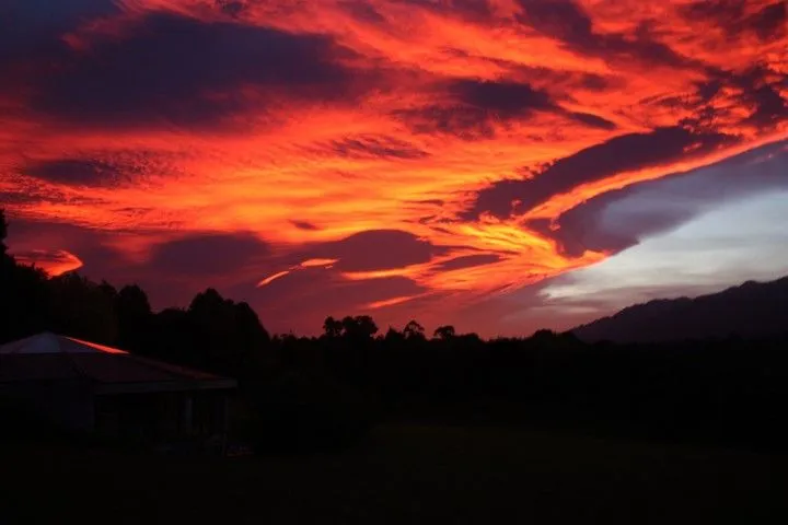 Mi Poesía: Cielo rojo