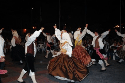 Polca O Polka Es Una Danza Popular Aparecida En Bohemia Hacia 1830 ...