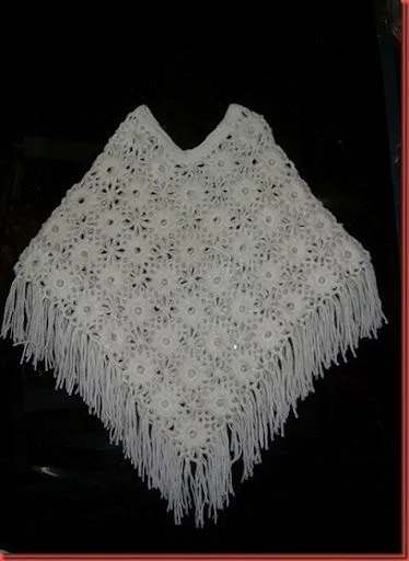 PONCHO TEJIDO A CROCHET ~ Rosa Cáceres