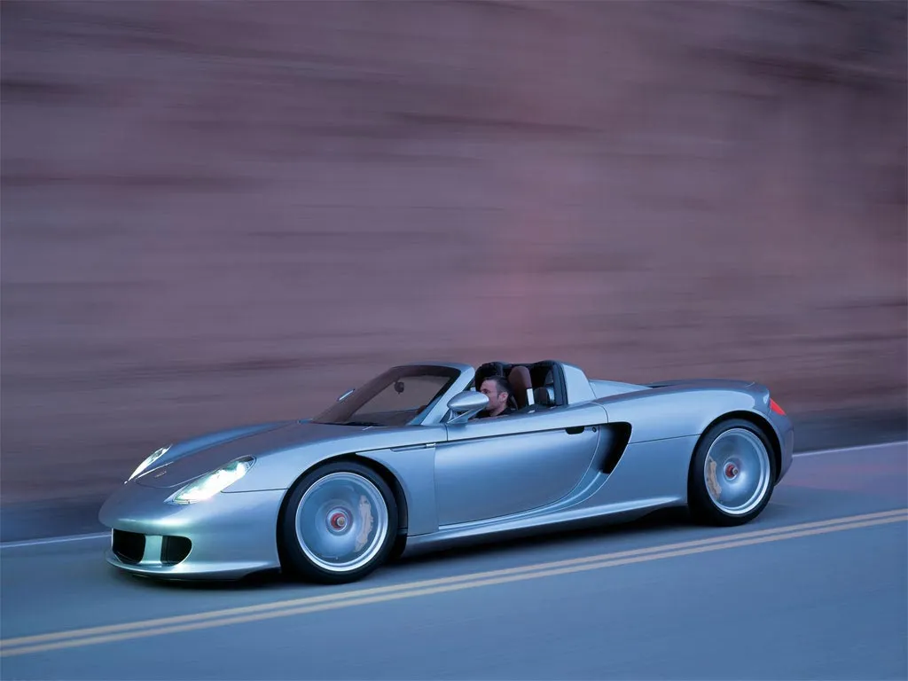 PORSCHE CARRERA GT - LOS 10 CARROS MÁS CAROS DEL MUNDO