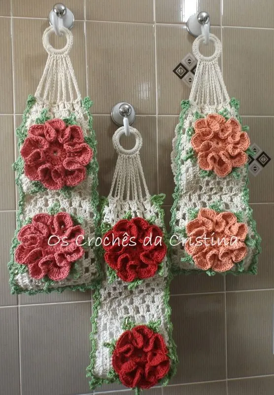 Porta papel higiênico Flor Camélia | Os Crochês da Cristina - Meus ...