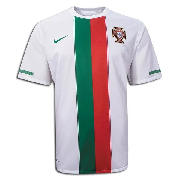 PORTUGAL - UNIFORME DE PORTUGAL PARA COPA 2010 - MEGA SPORTS PRESS