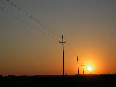 los postes de luz estos estan en formentera concretamente al final de ...