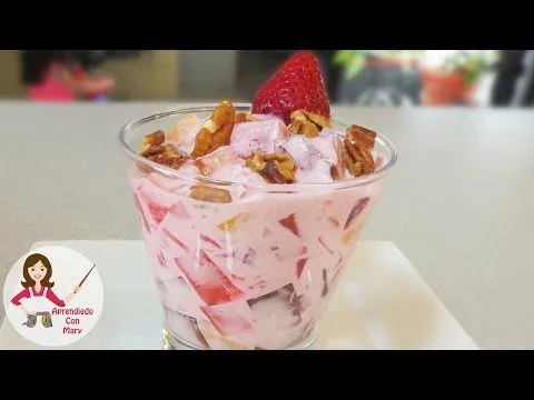 Postre De Gelatina Con Crema y Lechera - YouTube