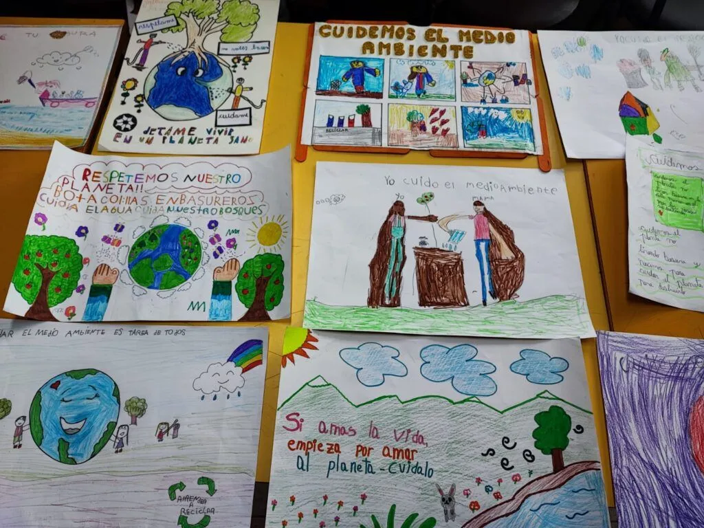 Premiación concurso “Cuidemos el Medio Ambiente”. - Colegio Manantial -  Viña del Mar