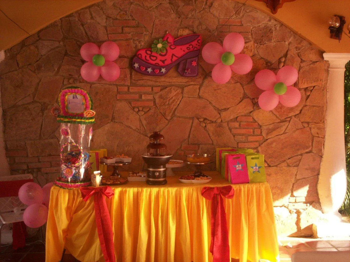 Decoración fiesta de graduación infantil - Imagui