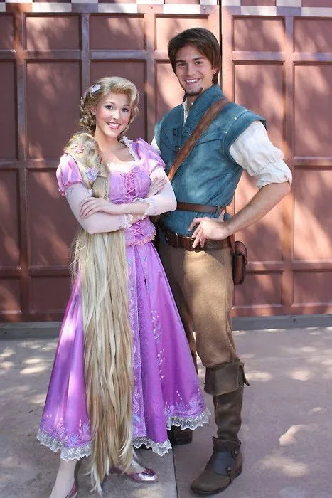 Princesas Disney: Video + Fotos de Rapunzel & Flynn en Disneyland