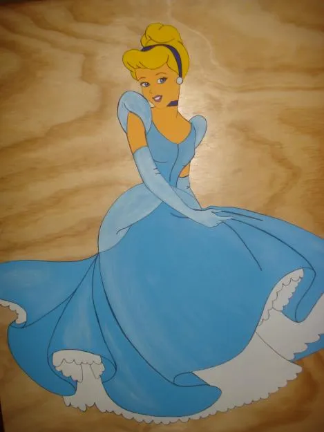 Princesas en goma eva - Imagui