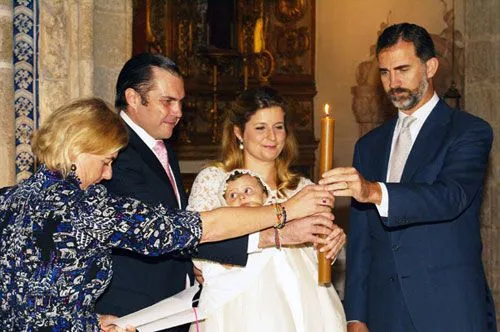 El príncipe Felipe hace 'doblete' de ceremonias