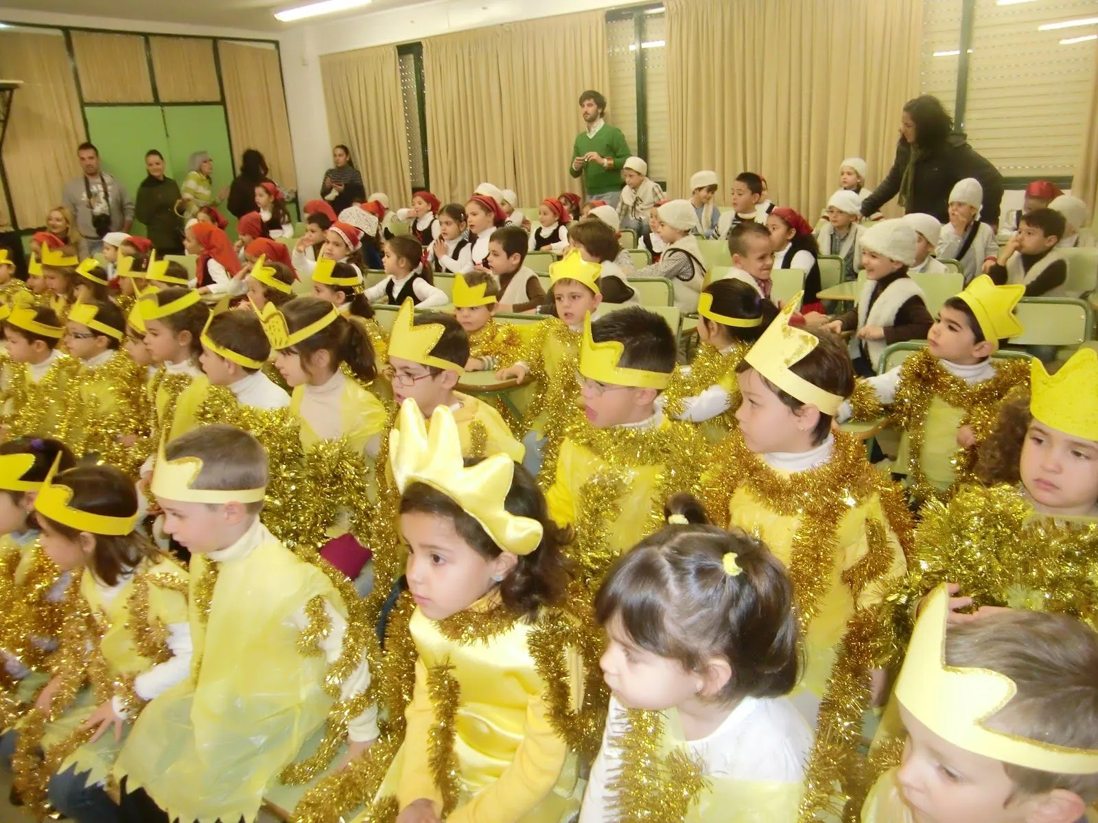 Profe Rafa de Infantil: Nuestra fiesta de Infantil para Navidad ...