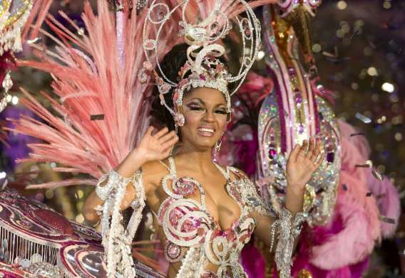 publispain.com • Ver Tema - Carnaval> Disfraces, ambiente festivo ...