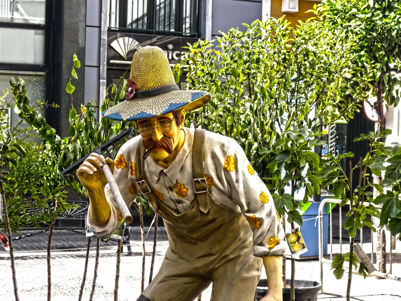 Puente Suazo: JARDINERO