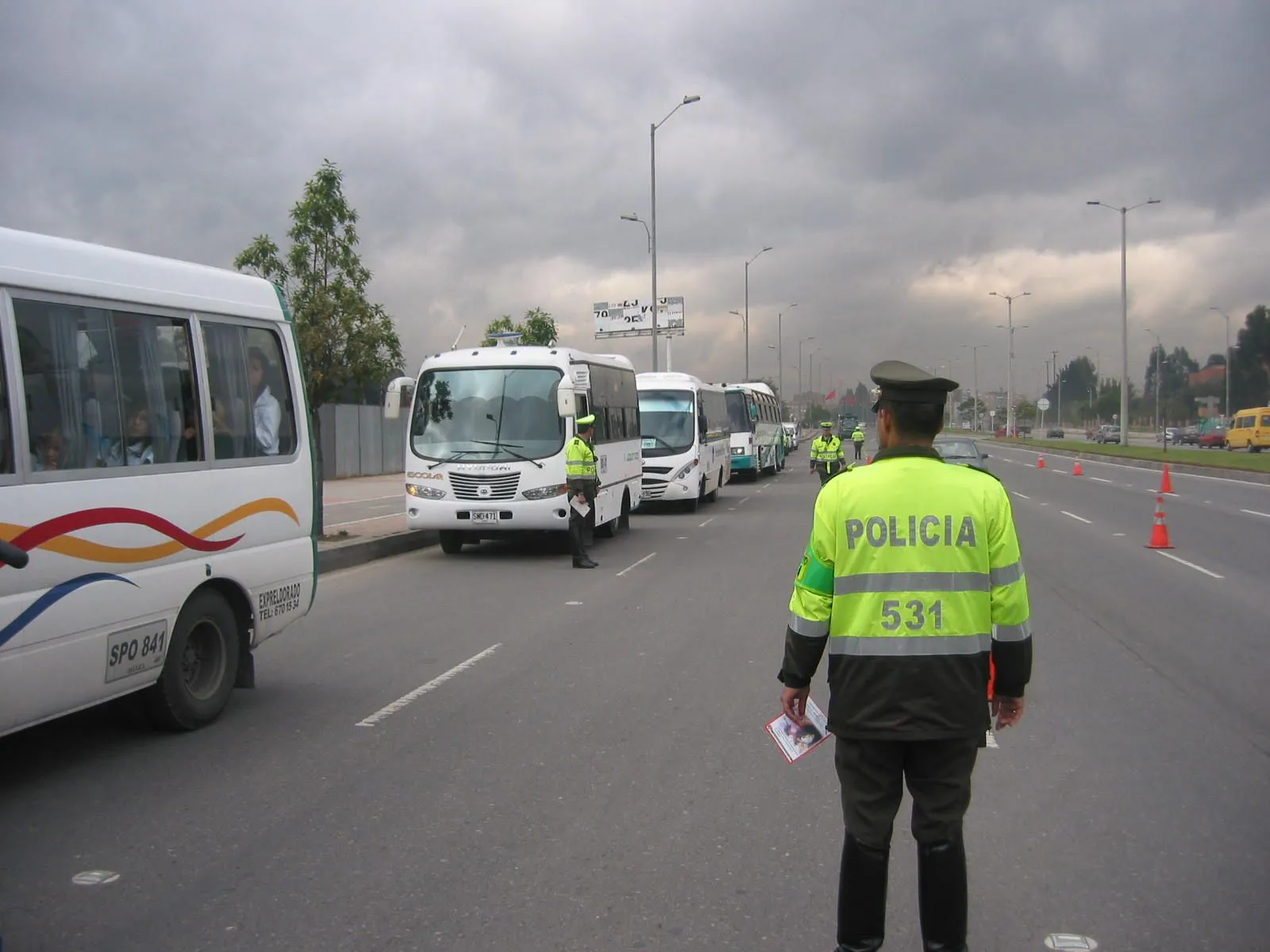 Puesto en libertad conductor de buseta que atropelló a agente de ...