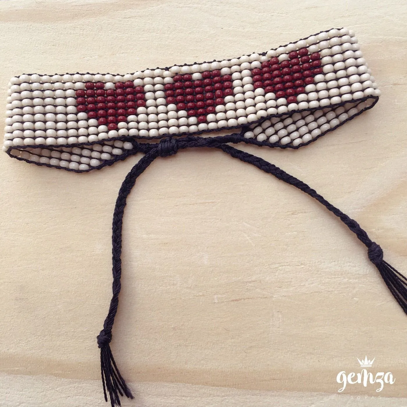 Pulsera De Chaquira Tejida Corazones – Gemza Joyas