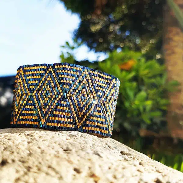 Pulsera huichol 】 Cómo hacerlas y donde comprarlas