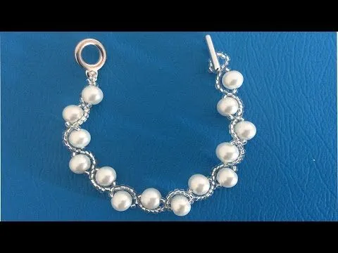 Como hacer pulseras con chaquira, pulseras con perlas. - YouTube ...