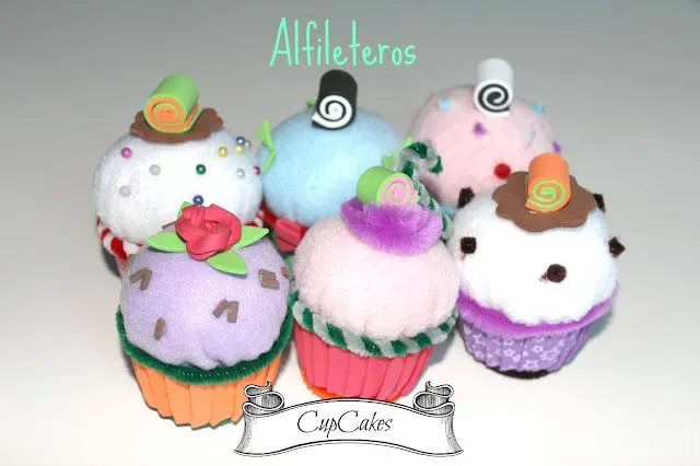 Puppetilandia: Alfileteros Cupcakes