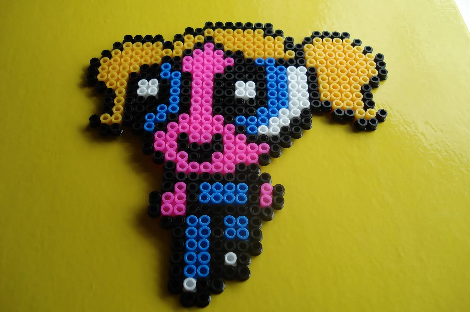 Pin Con Pyssla De Luciia Mis Dibujos Hama Beads on Pinterest