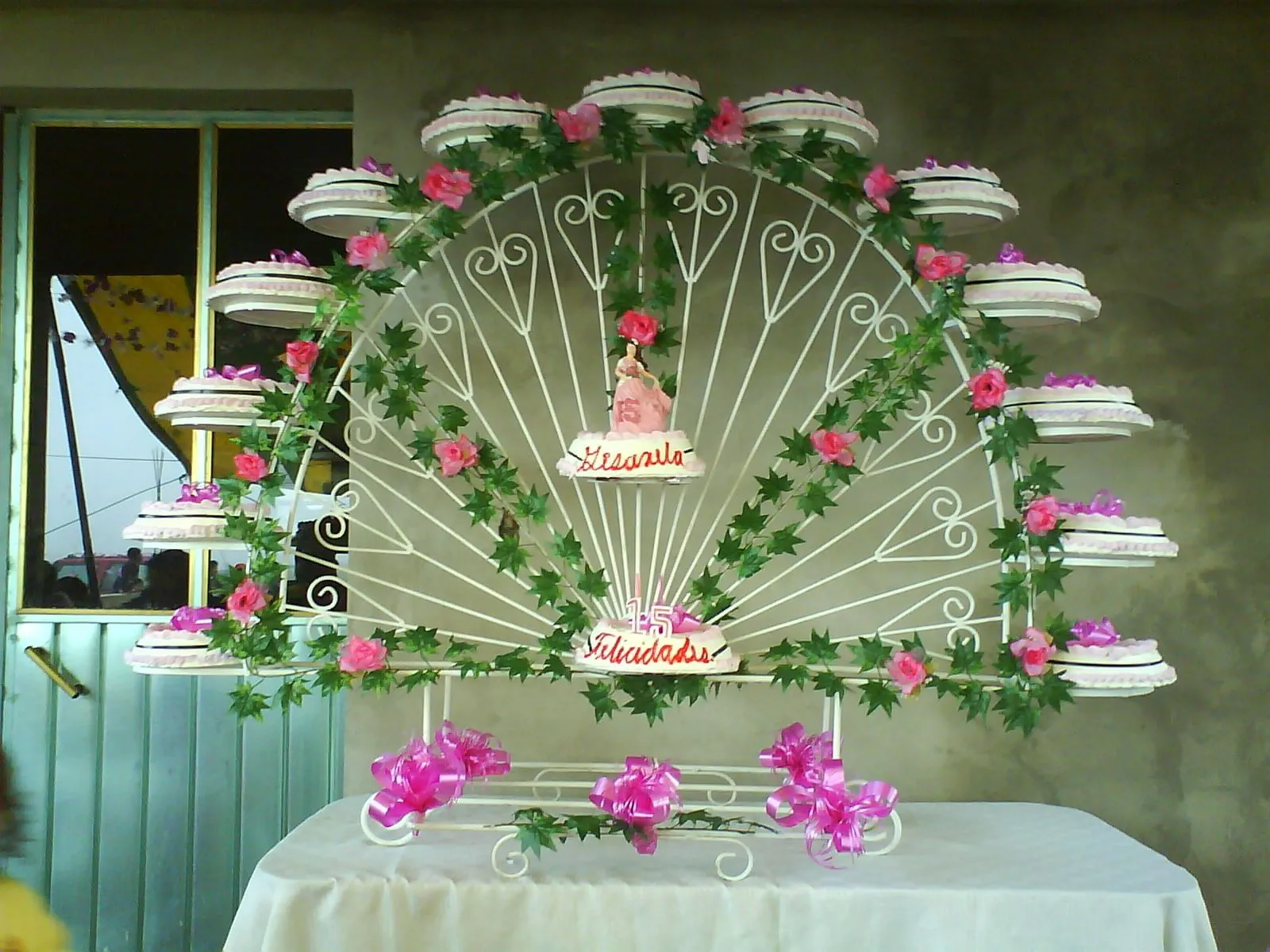 QUINCEANERA CAKES on Pinterest | 69 Pins