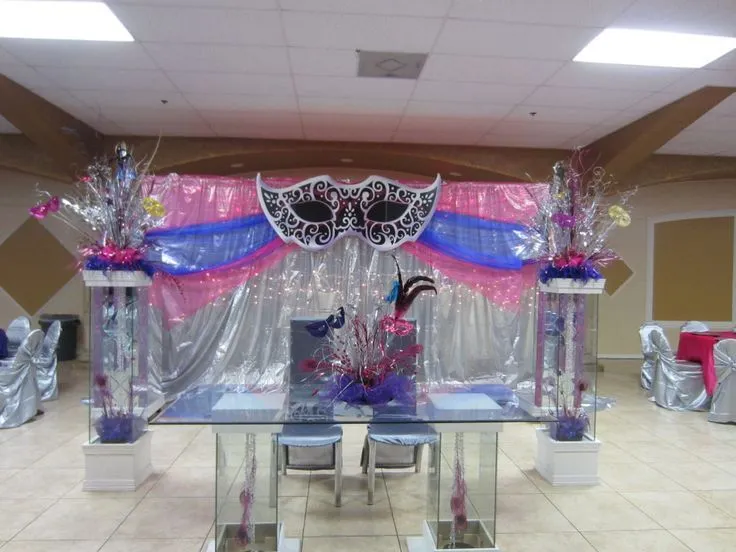 Quinceañeras decoraciones on Pinterest | Mesas, Llamas and Paris