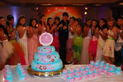 QUINCEAÑERAS: PROGRAMA ESPECIAL: 20 CHICAS FESTEJARÁN SU FIESTA ...