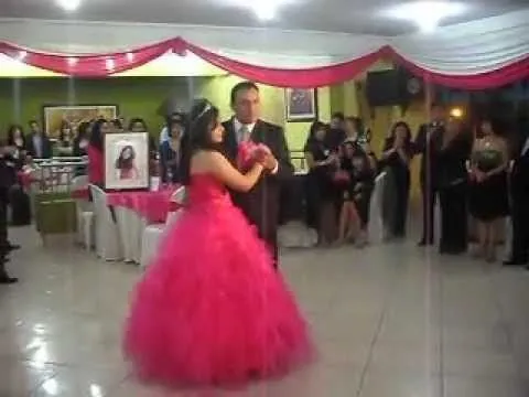 QUINCEAÑERO DE CAMILA, ingreso al salón é inicio de la ceremonia ...