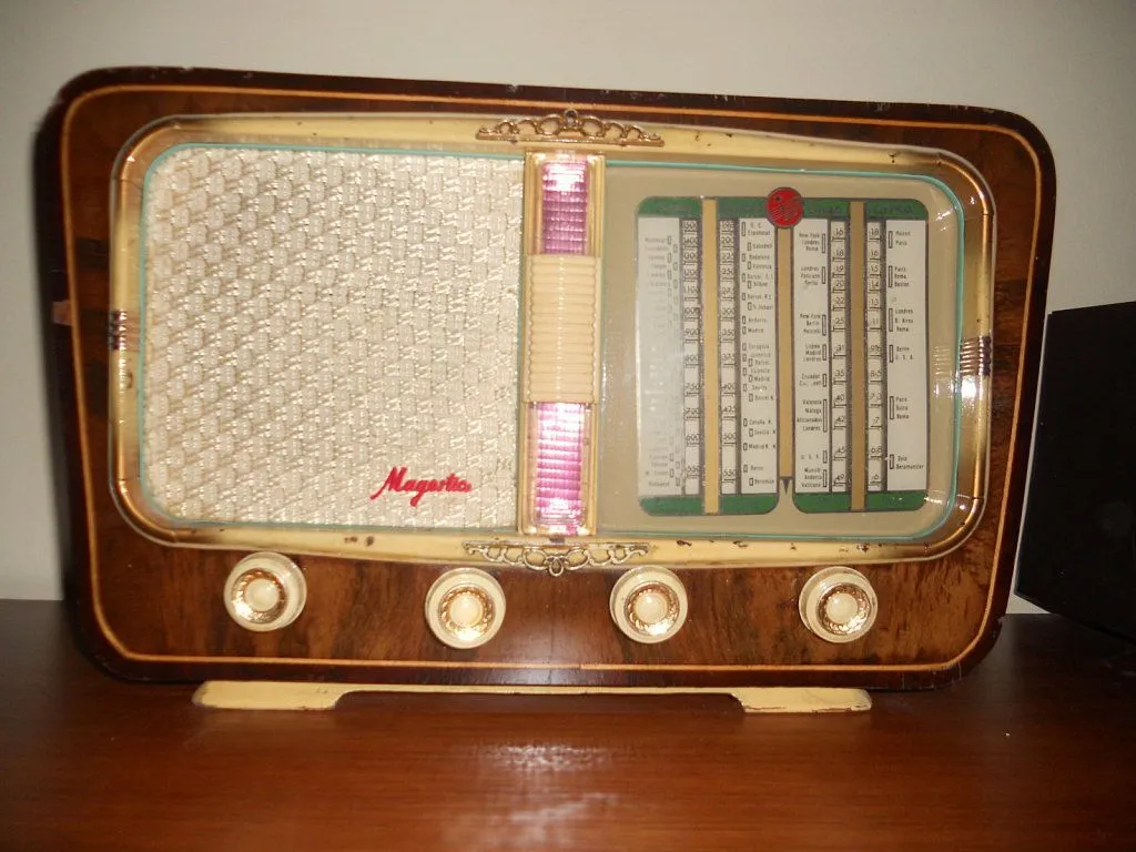 radio antigua (2) | Hacer bricolaje es facilisimo.