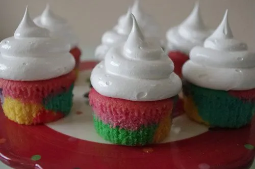 Rainbow cupcakes o cupcakes arco iris!