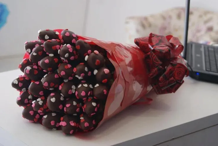 Ramo de fresas con chocolate! | Sweet Flavor , Arte Frutal | Pinterest