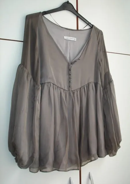 El rastrillo de Deluxe: Blusa de gasa gris