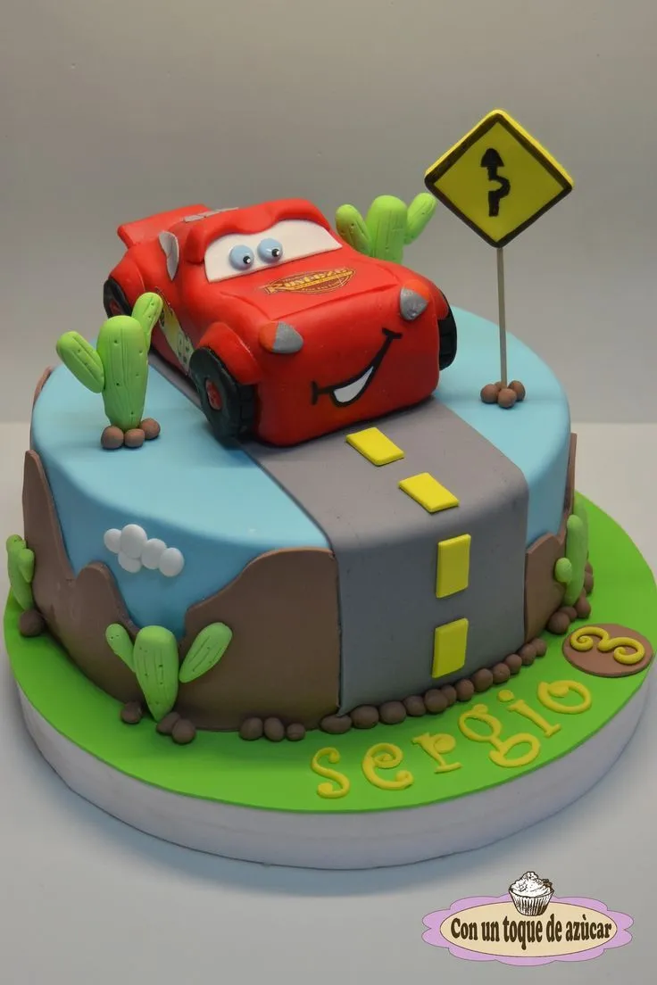 Tarta Rayo Mcqueen | McQueen cakes | Pinterest