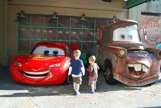El rayo McQueen viene al salón internacional de automovil | Lo que ...
