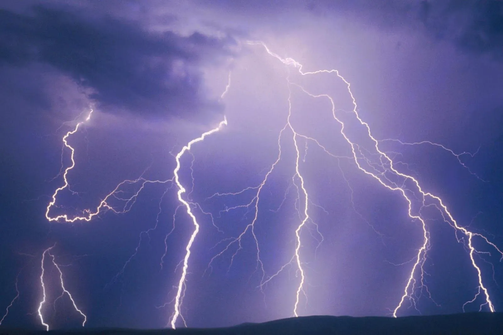 Rayos Sorprendentes - Fuerzas de la Naturaleza - Lightnings ...