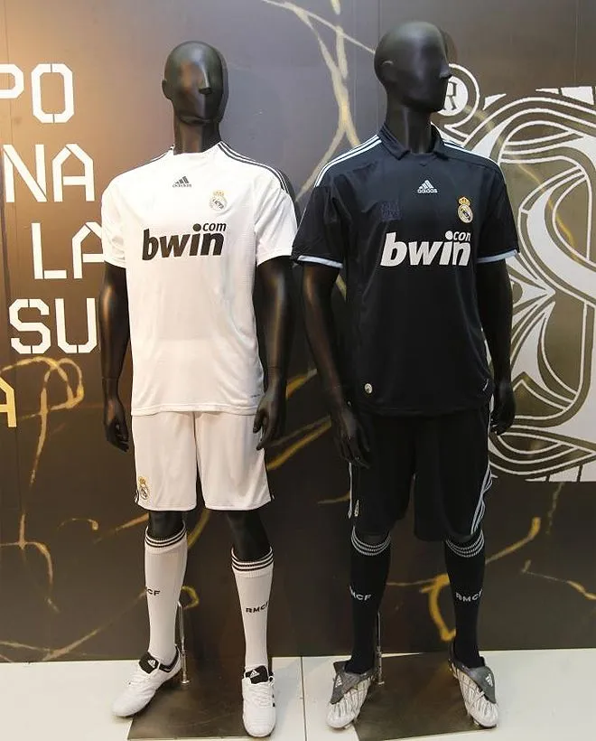 Real Madrid: Uniforme