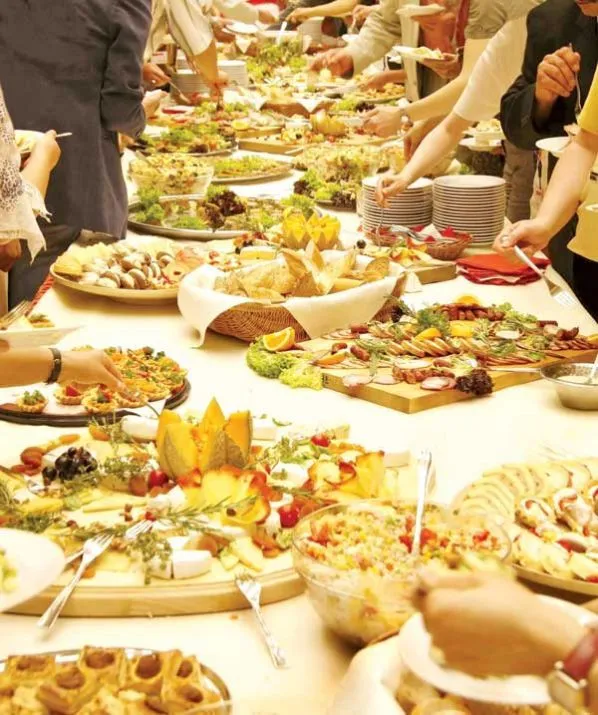 En la recepción de la boda ¿Qué comida ofrecer? | Bodas