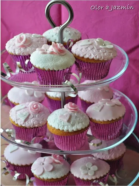 Receta Cupcakes de fresa decorados para Olor a jazmín