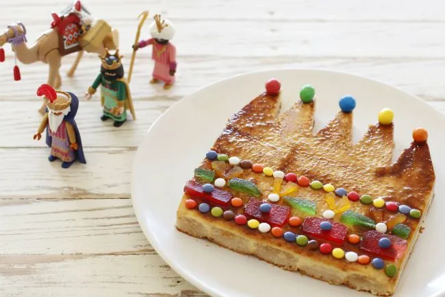 Recetas de Navidad para hacer con niños. Tarta "Corona de Rey Mago"