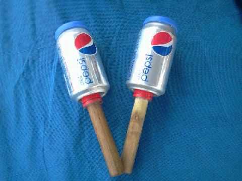 Reciclaje, maracas con latas. - YouTube