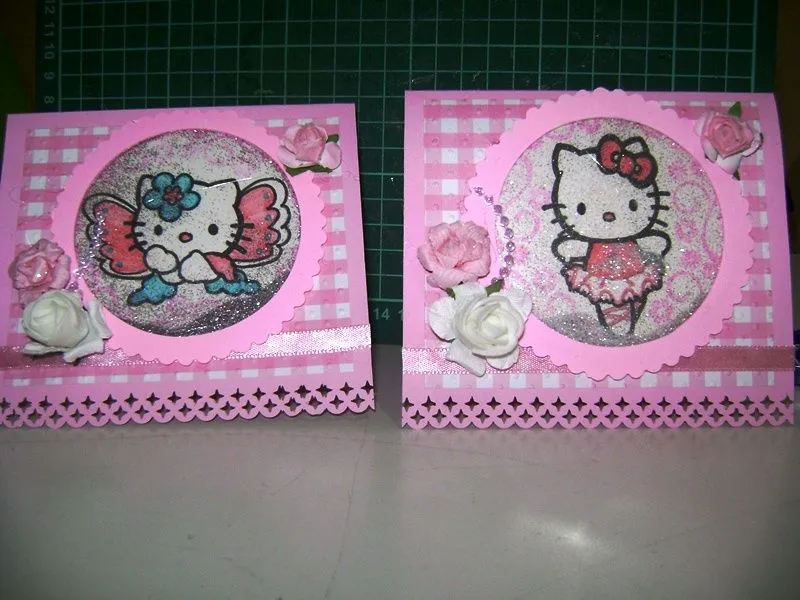 Recuerditos de Papel: Tarjeta "Sonajero" Hello Kitty - Shaker Cards