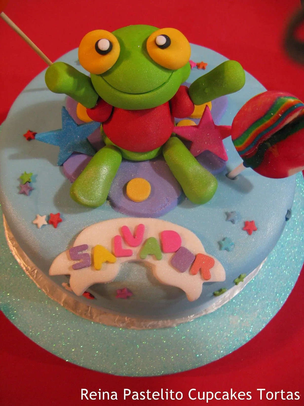 Reina Pastelito Cupcakes Tortas: Torta Sapo Pepe Cupcakes y ...